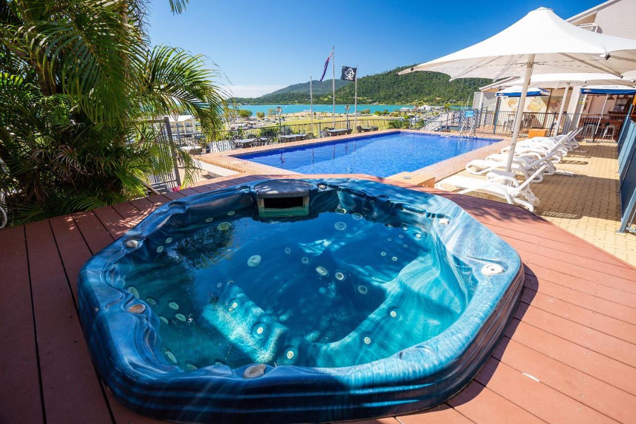 Ocean Views 16 Pool & Spa Wi-Fi Airlie Beach Dış mekan fotoğraf